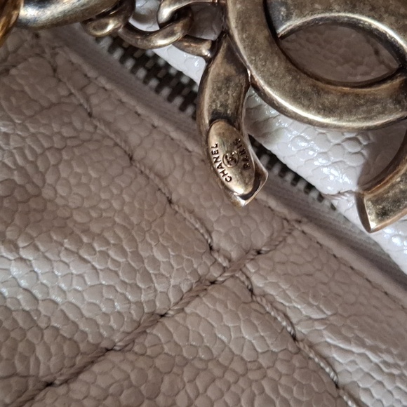 Chanel bag - Picture 4 of 12